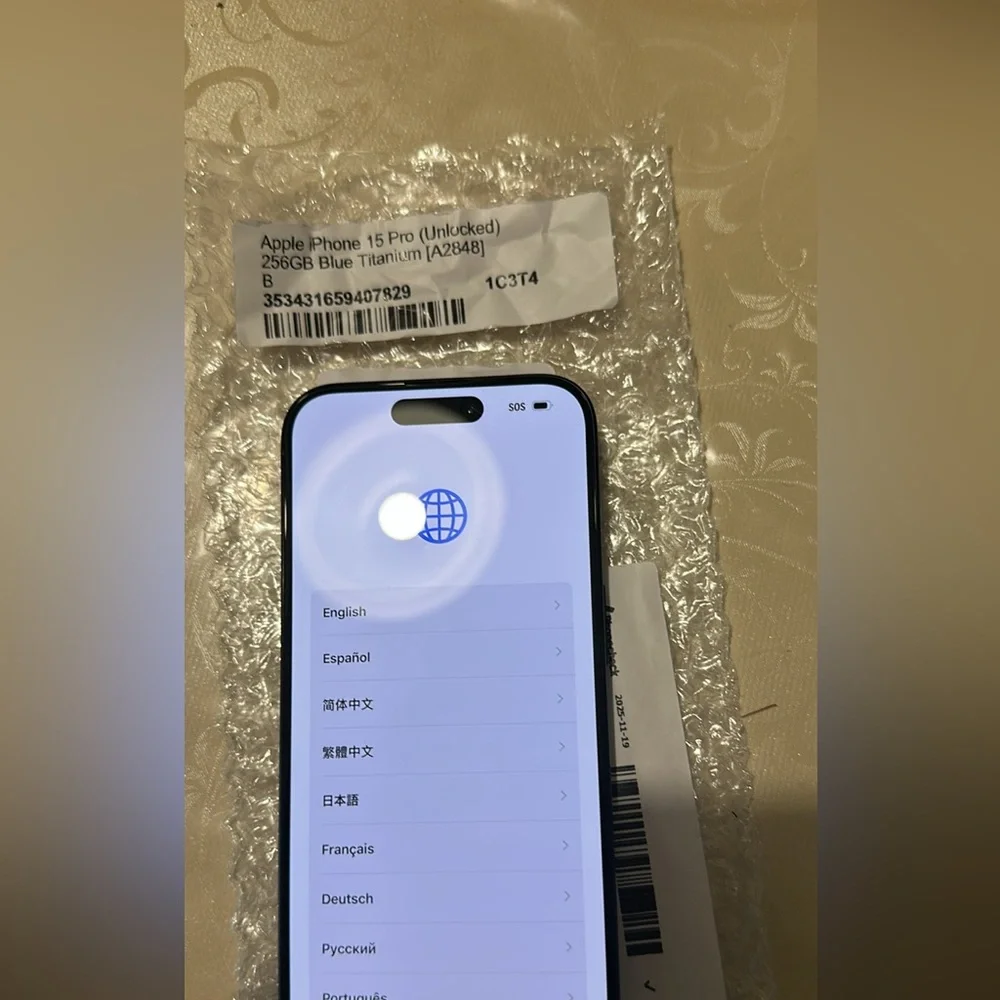 Titanium Apple iPhone 15 pro 256gb blue titanium  unlocked BH 90%
